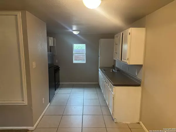 378 Petaluma, San Antonio, TX 78221-3351