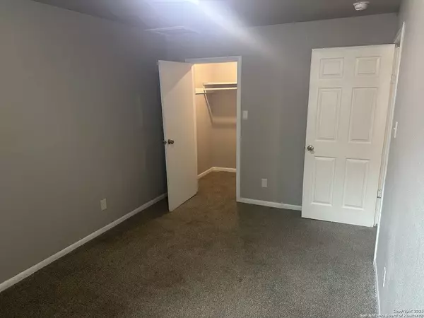 San Antonio, TX 78221-3351,378 Petaluma