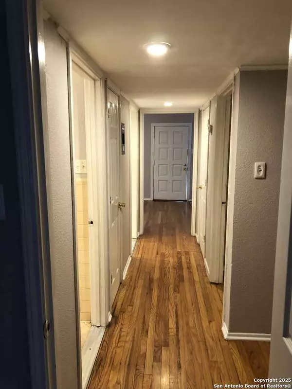 San Antonio, TX 78216,434 Rexford