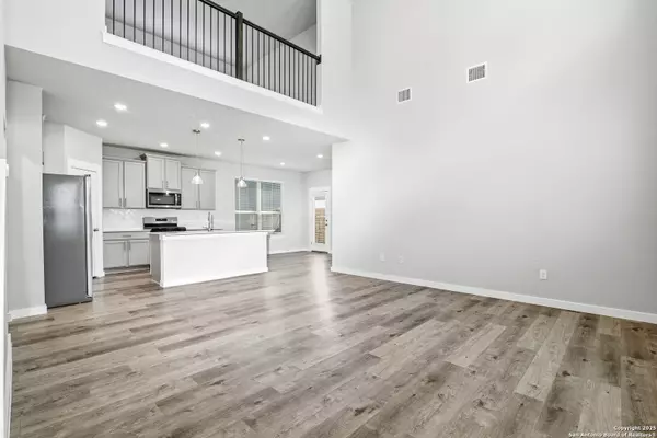 San Antonio, TX 78253,6434 Velma Path