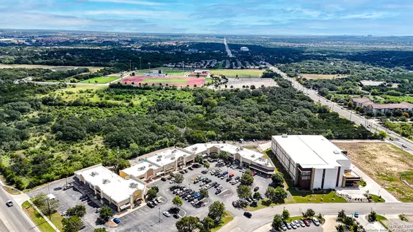 San Antonio, TX 78249,8202 LOOP 1604 UNIT 121