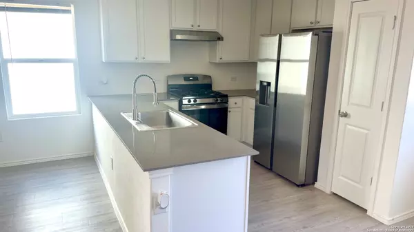 San Antonio, TX 78242,6827 Grand Valley