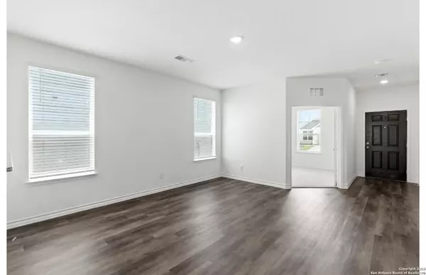 Boerne, TX 78006,128 Country Elm