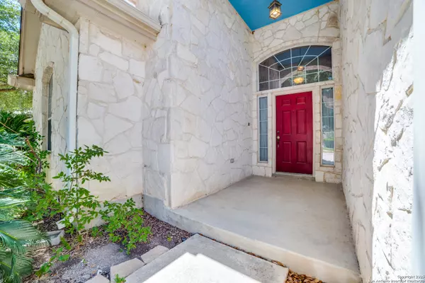San Antonio, TX 78247,4527 Darien Vista