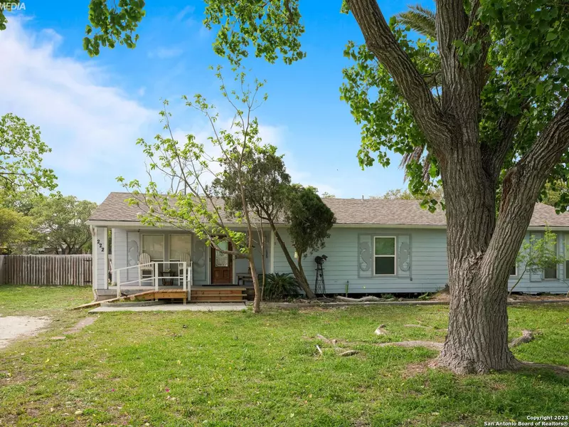 222 12TH STREET, Aransas Pass, TX 78336