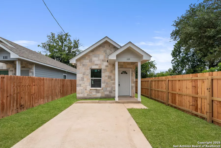 109 Remolino, San Antonio, TX 78237