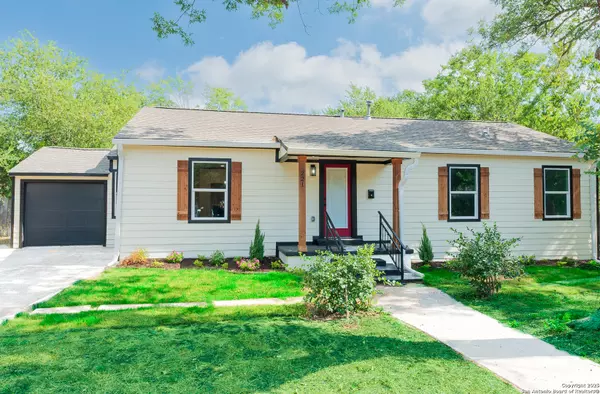 San Antonio, TX 78209,221 Larchmont