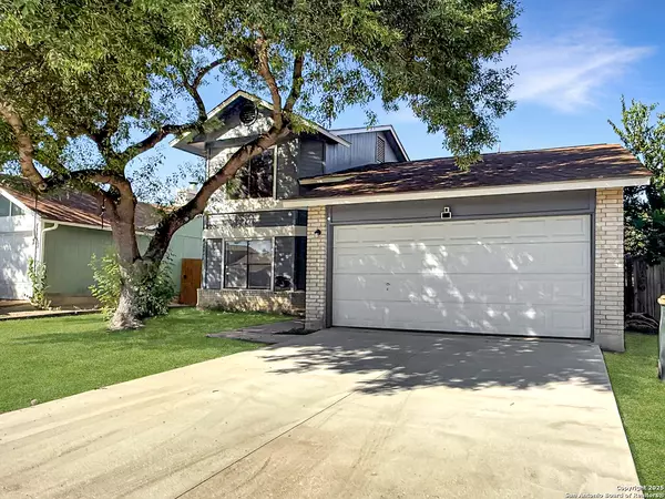 San Antonio, TX 78239,8426 Maple Ridge