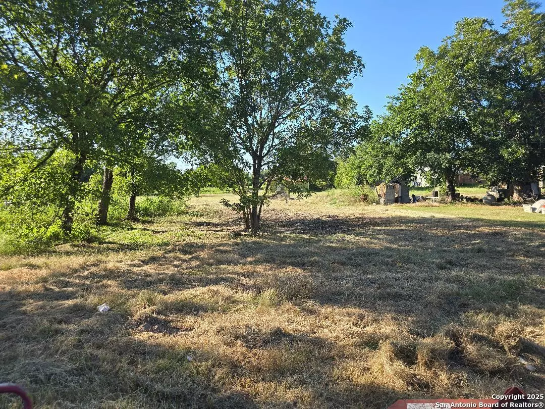 Rockdale, TX 76567,407 4TH E