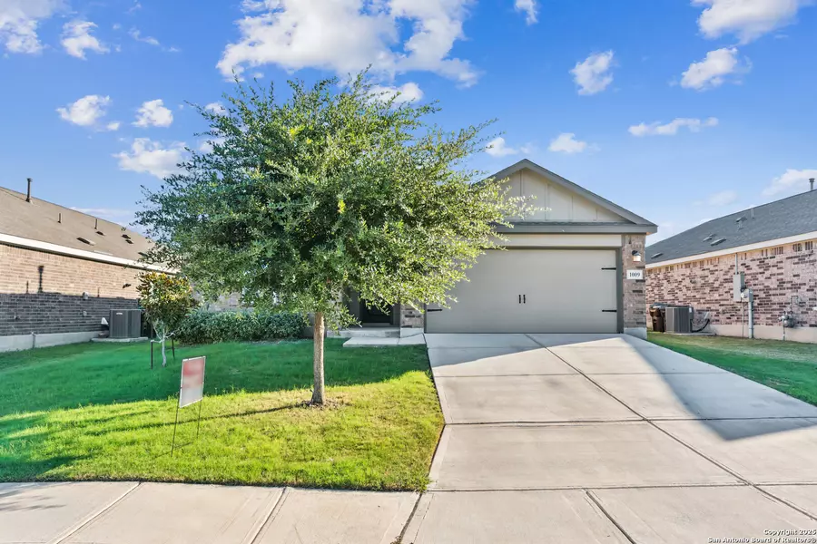 1009 RACELAND RD, San Antonio, TX 78245-2080