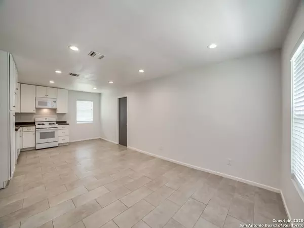 San Antonio, TX 78228,5602 Brookhill