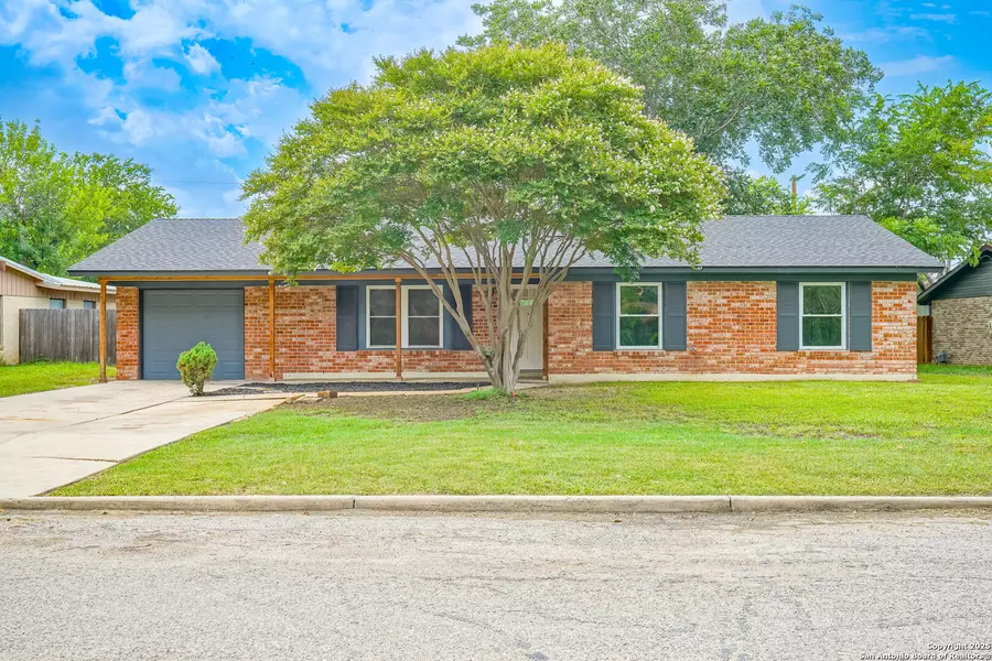 433 byrd, Universal City, TX 78148