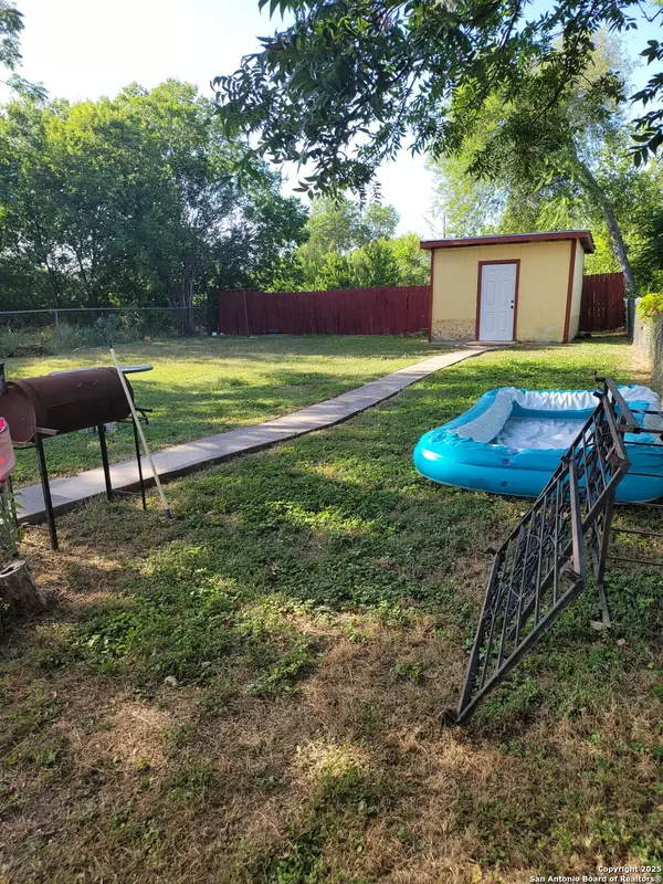 San Antonio, TX 78228,3531 poplar