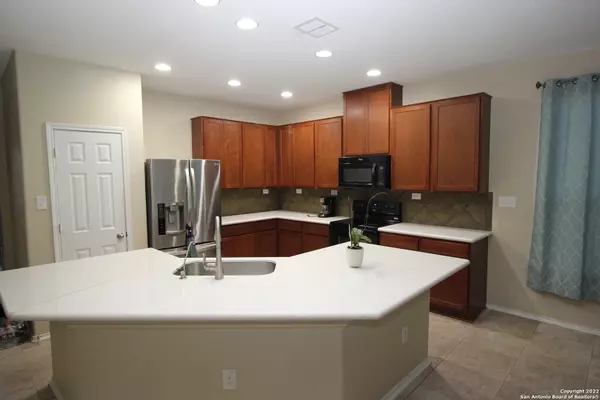 San Antonio, TX 78245-3230,13604 Sungrove View