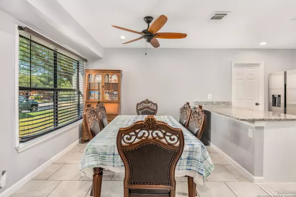 San Antonio, TX 78245,9807 sugarloaf