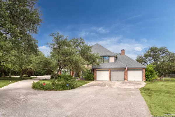 Helotes, TX 78023,13216 Circle N