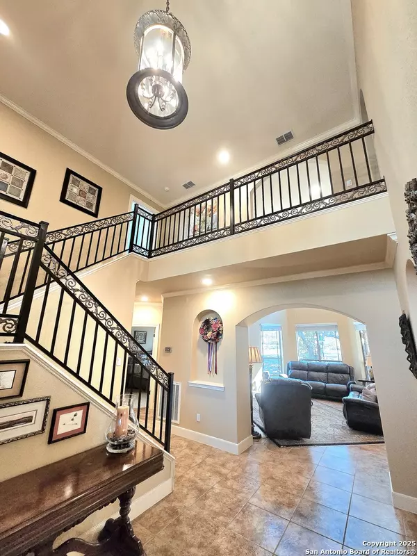 Spring Branch, TX 78070-5953,446 LONG MEADOW