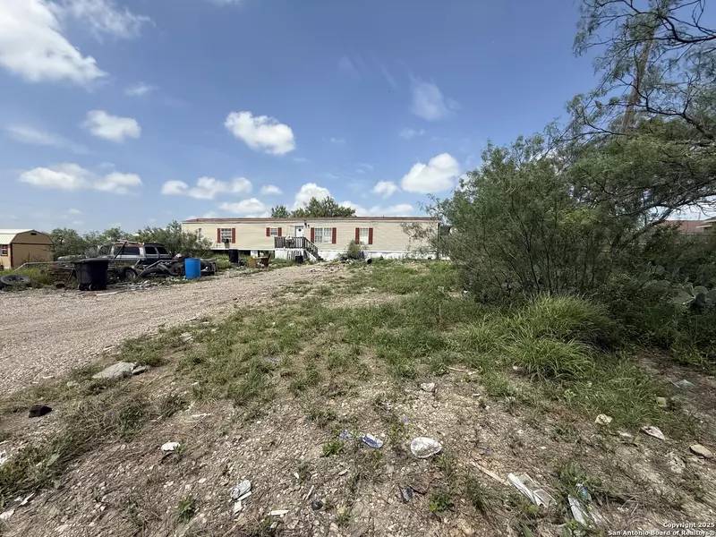 2955 Buena Vista, Eagle Pass, TX 78852