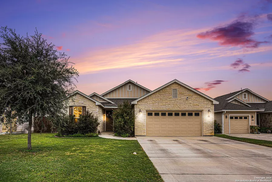 312 Iron Gate, Pleasanton, TX 78064