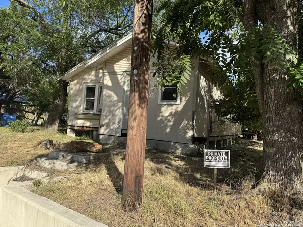 New Braunfels, TX 78130,1604 Katy Dr