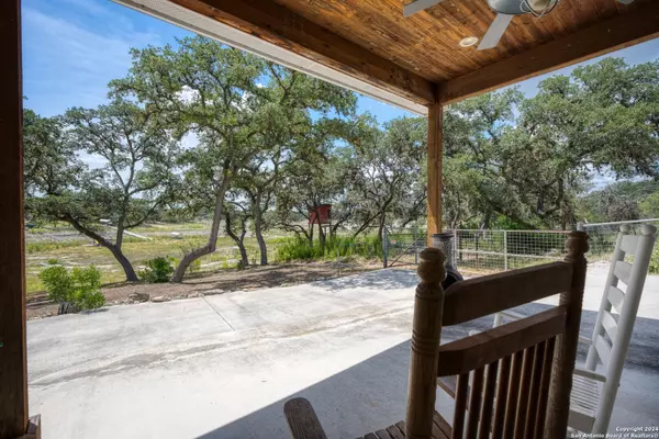 Lakehills, TX 78063-6800,12501 PARK ROAD 37