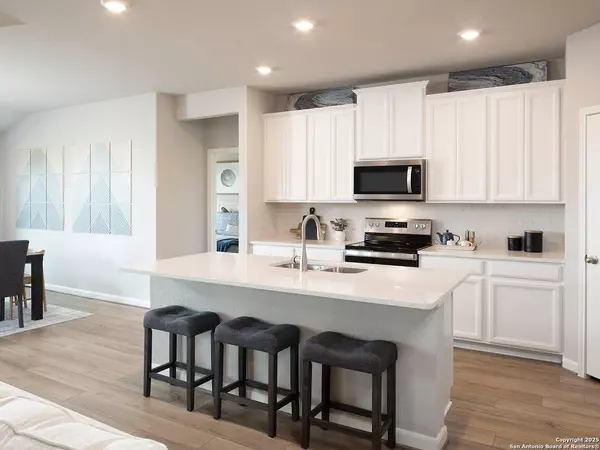San Antonio, TX 78245,4514 Badger Crest