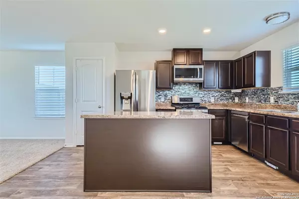 San Antonio, TX 78253-6794,14739 HOODED MERGANSER