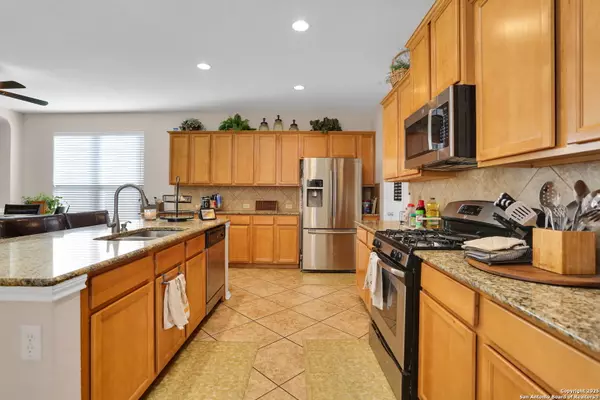 San Antonio, TX 78254,8743 Dove Oak Ln