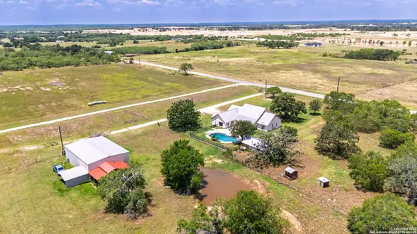 12011 FM 1150, Luling, TX 78648