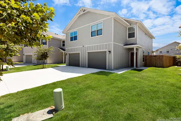 San Antonio, TX 78253,7615 Gramercy Way UNIT 101/ 102