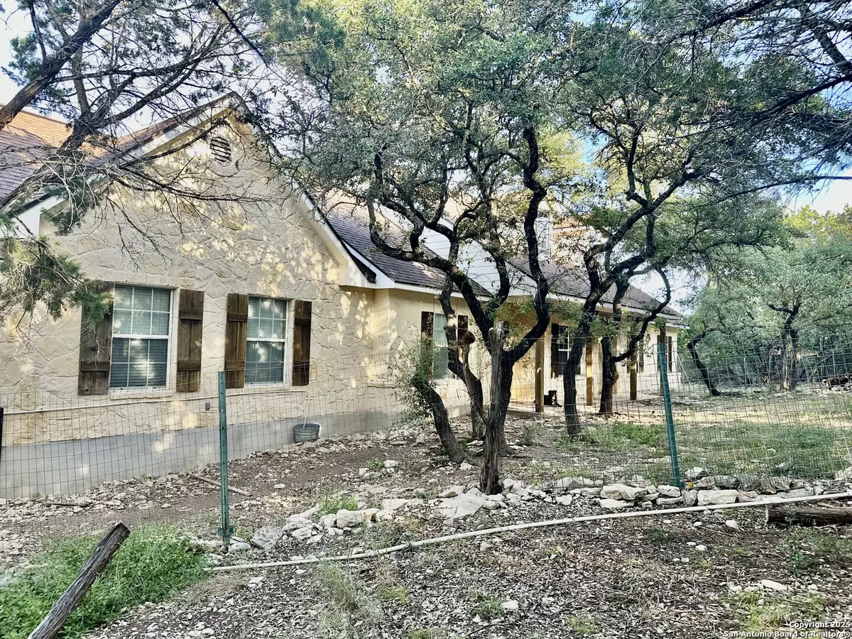 Lakehills, TX 78063,249 Lakeridge Loop