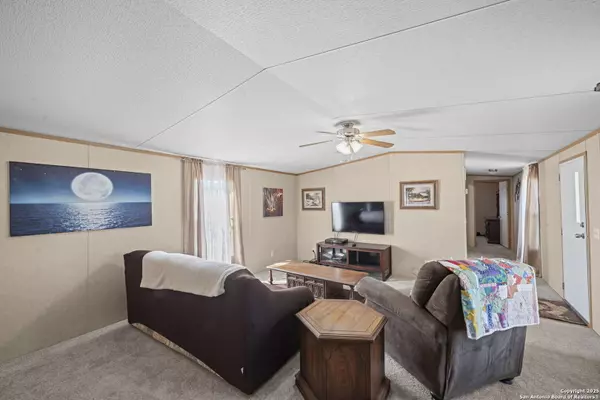 Blanco, TX 78606,820 Forest View