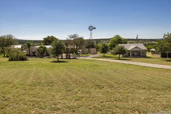 Center Point, TX 78010,461 Center Point Dr