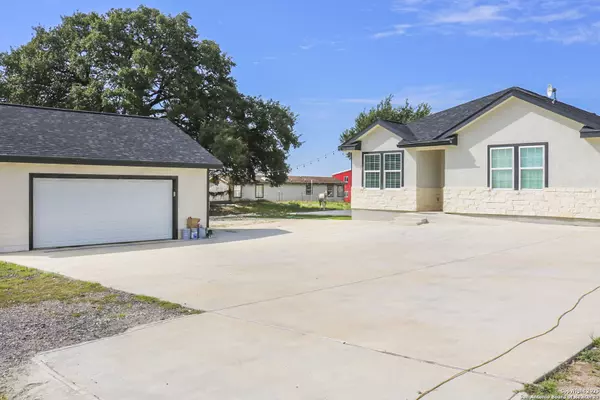 Poteet, TX 78065,3163 Fm 2504