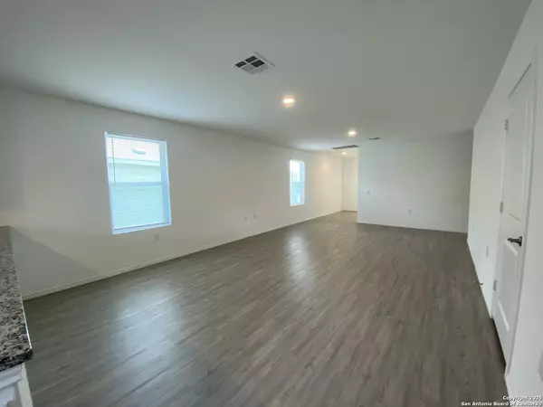 San Antonio, TX 78224,10126 Asta Trail