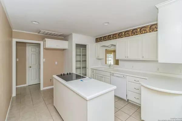 Ingram, TX 78025,505 Main