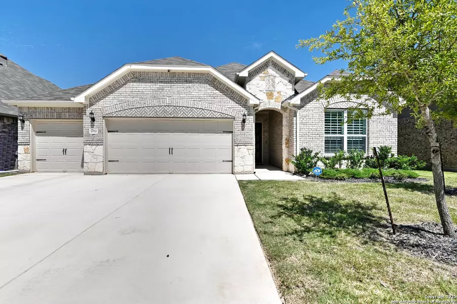 10811 Lone Ranger, San Antonio, TX 78254