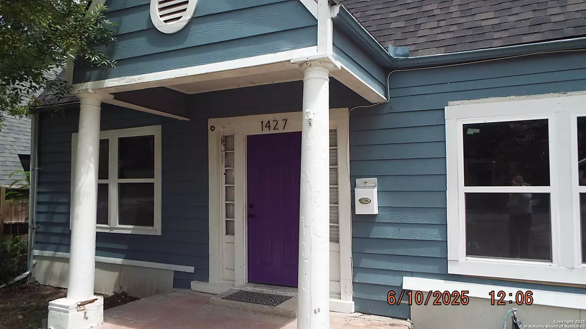 San Antonio, TX 78210,1427 Schley