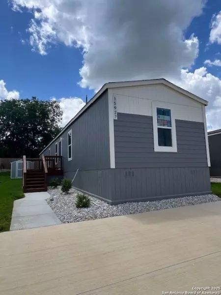 15927 Flores Crest, San Antonio, TX 78221