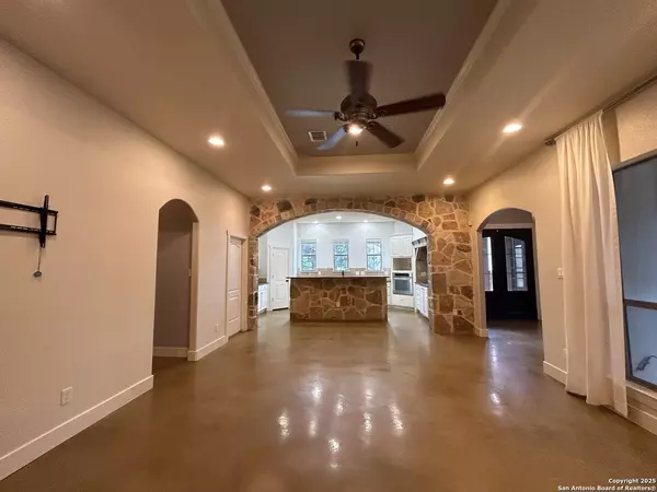 New Braunfels, TX 78130,406 Williams