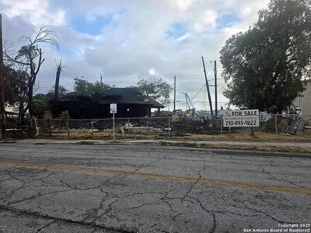 San Antonio, TX 78212,105 Duffield
