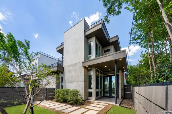 Austin, TX 78702,2004 8th ST