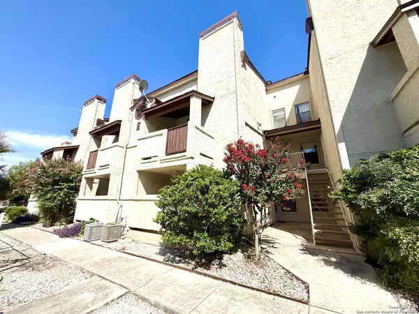 5322 Medical Dr UNIT 205 D, San Antonio, TX 78240