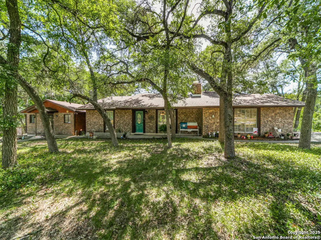 Boerne, TX 78006,405 Sisterdale