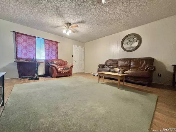 New Braunfels, TX 78130,207 Redbud UNIT B