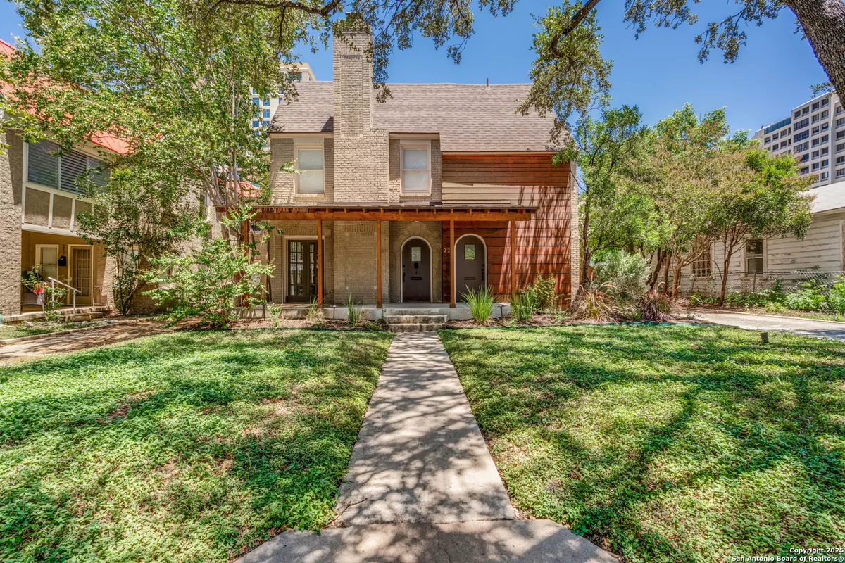 San Antonio, TX 78209,221 Allensworth