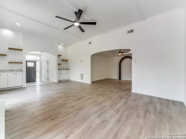 Windcrest, TX 78239,9202 Jole Cove