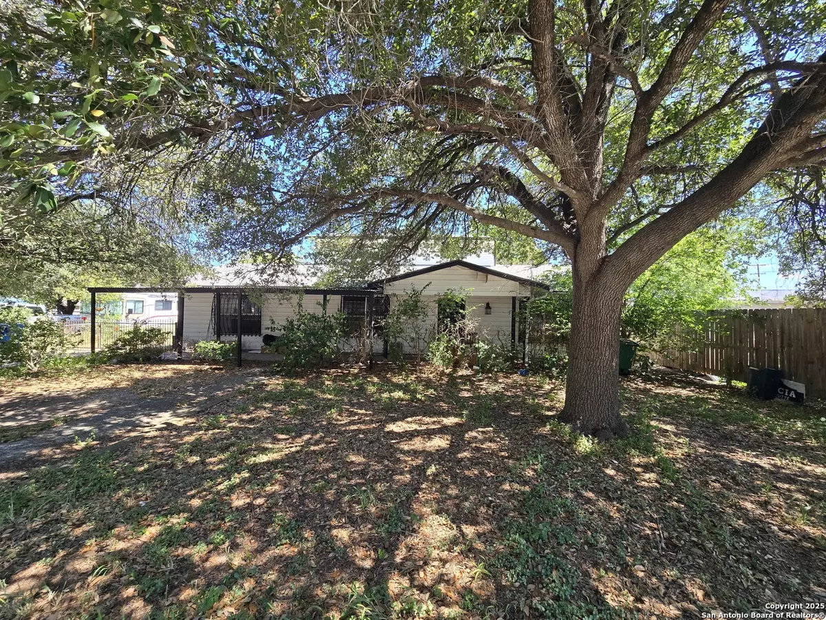 San Antonio, TX 78221,119 W Baetz Blvd