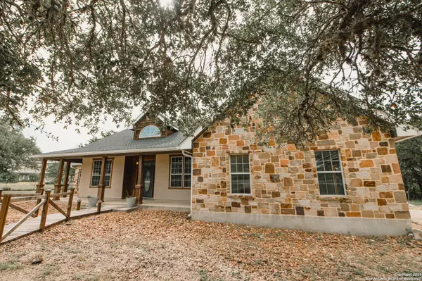 New Braunfels, TX 78132,1098 Lone Oak