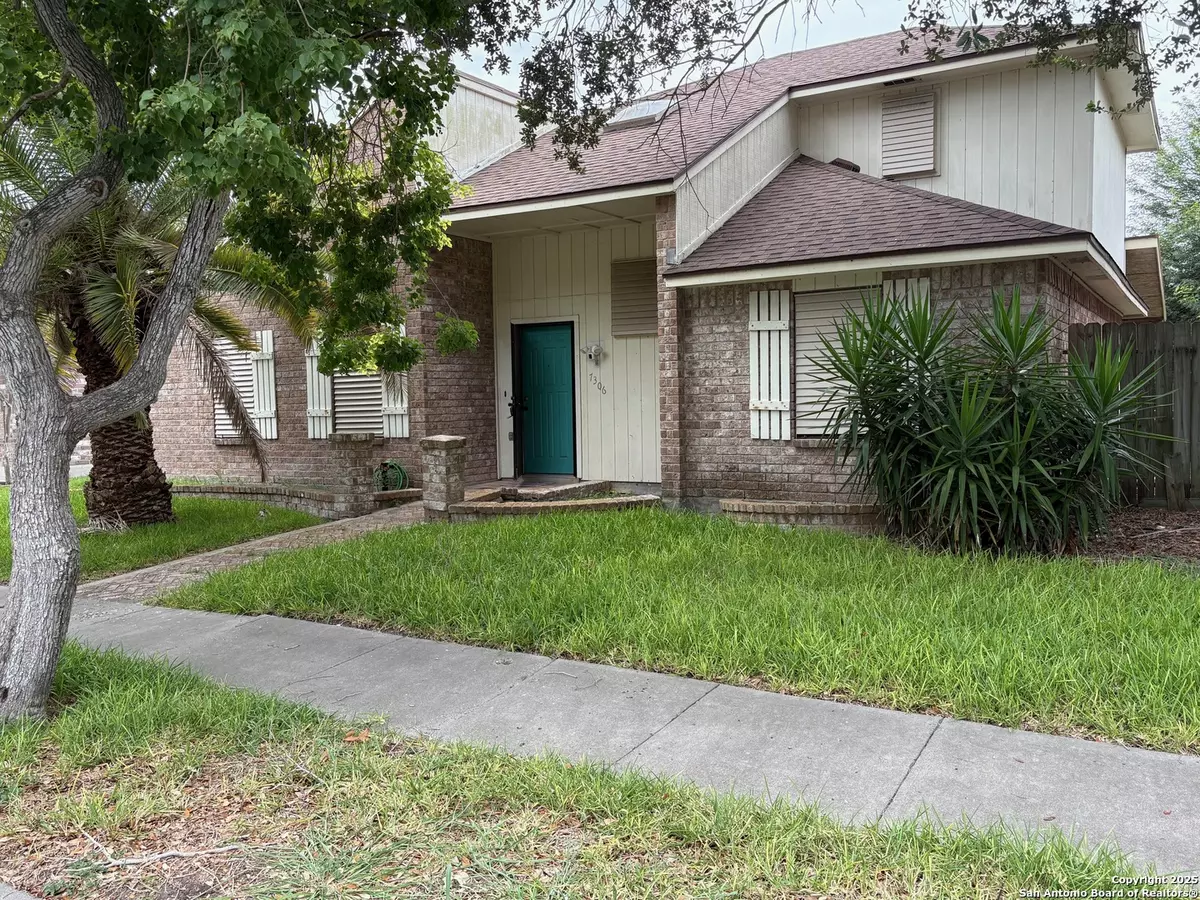 Corpus Christi, TX 78413,7306 Diamond Ridge